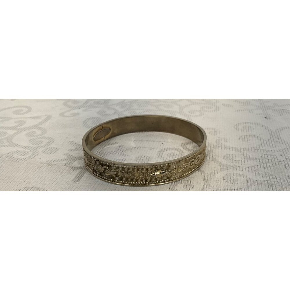 Vintage Whiting & Davis Gold-Tone Bangle Bracelet